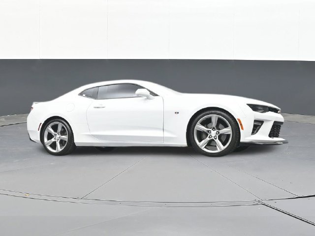 Used 2017 Chevrolet Camaro SS RWD image 50