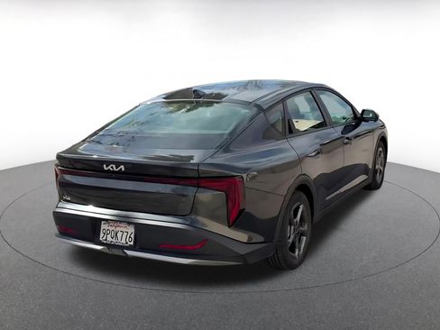 Used 2025 Kia K4 LXS image 14