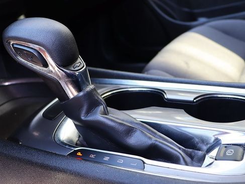 Used 2023 Chevrolet Malibu LT FWD image 51