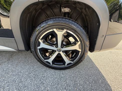 New 2026 Volkswagen Tiguan SE AWD/4WD image 22