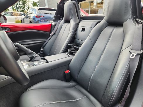 Certified 2021 MAZDA MX-5 Miata RF Grand Touring RWD image 9