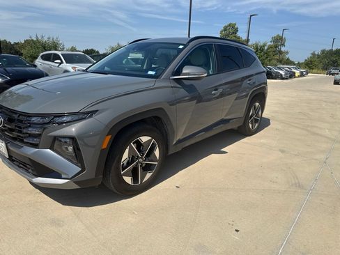 Used 2025 Hyundai Tucson SEL FWD image 7
