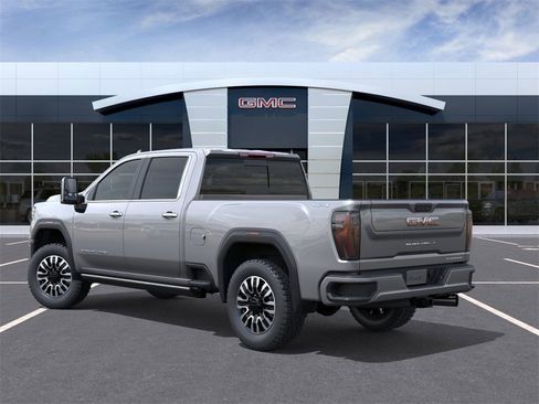 New 2025 GMC Sierra 2500 Denali Ultimate image 3