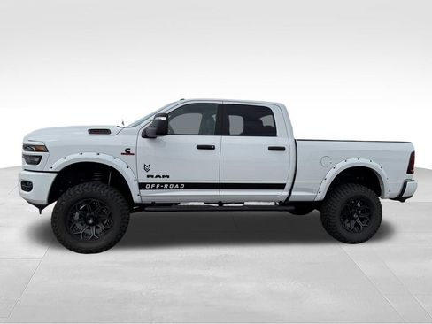 New 2025 RAM 2500 Big Horn AWD/4WD image 2