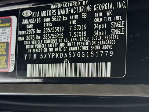 Used 2016 Kia Sorento SX image 40