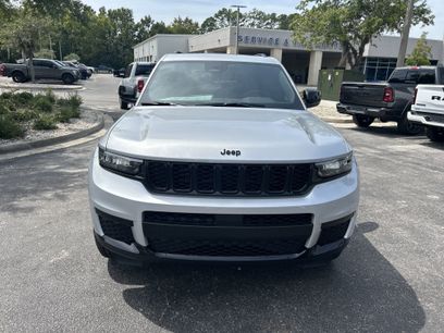 New 2025 Jeep Grand Cherokee L Altitude