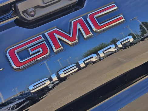 Used 2026 GMC Sierra 1500 Pro w/ Graphite Edition AWD/4WD image 15