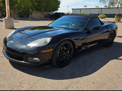 Used 2008 Chevrolet Corvette Convertible w/ Preferred Equipment Group RWD image 4