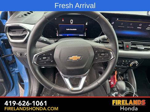 Used 2024 Chevrolet TrailBlazer LT w/ LT Cold Weather Package image 19