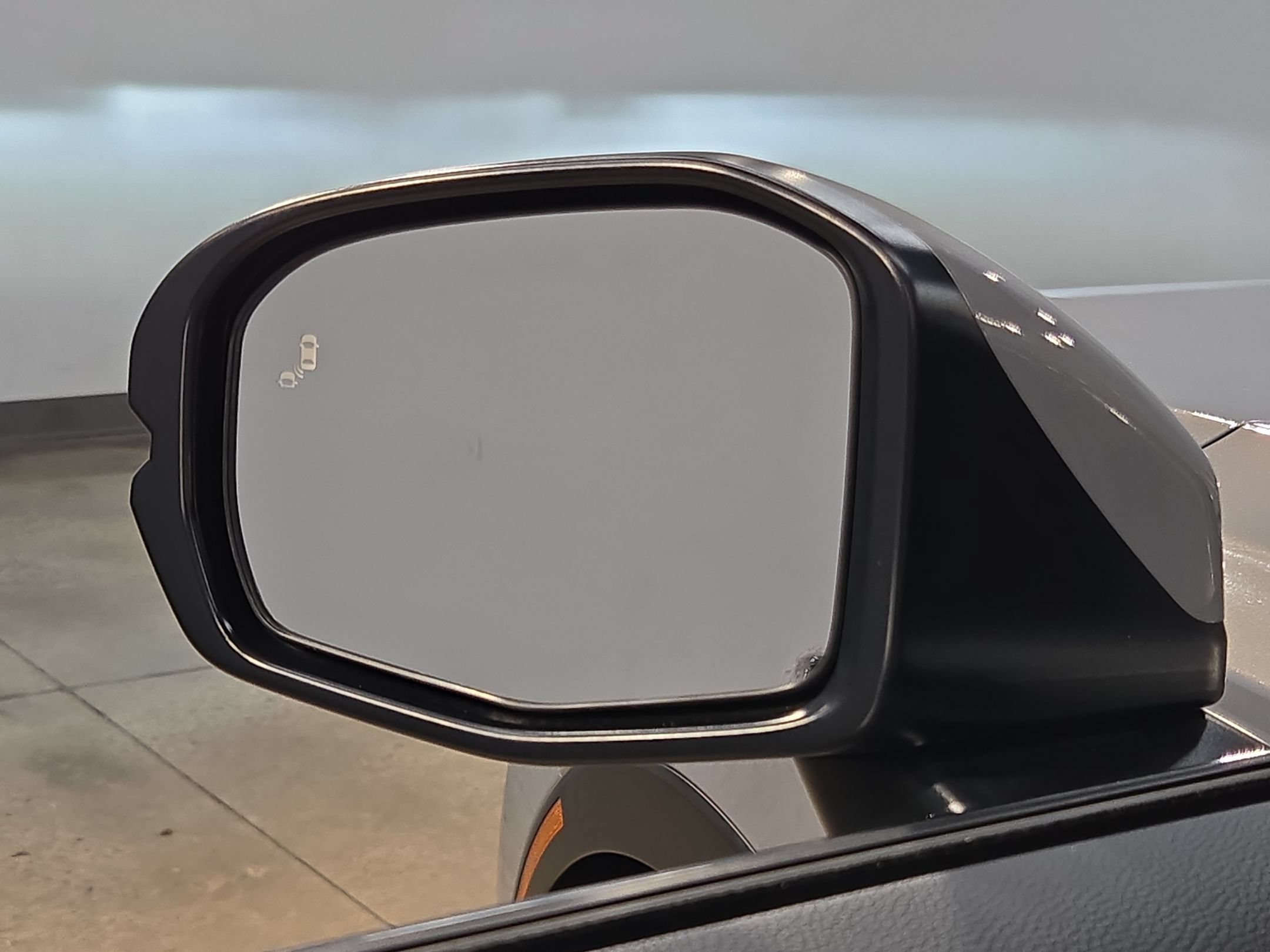 Used 2025 Honda CR-V EX image 22