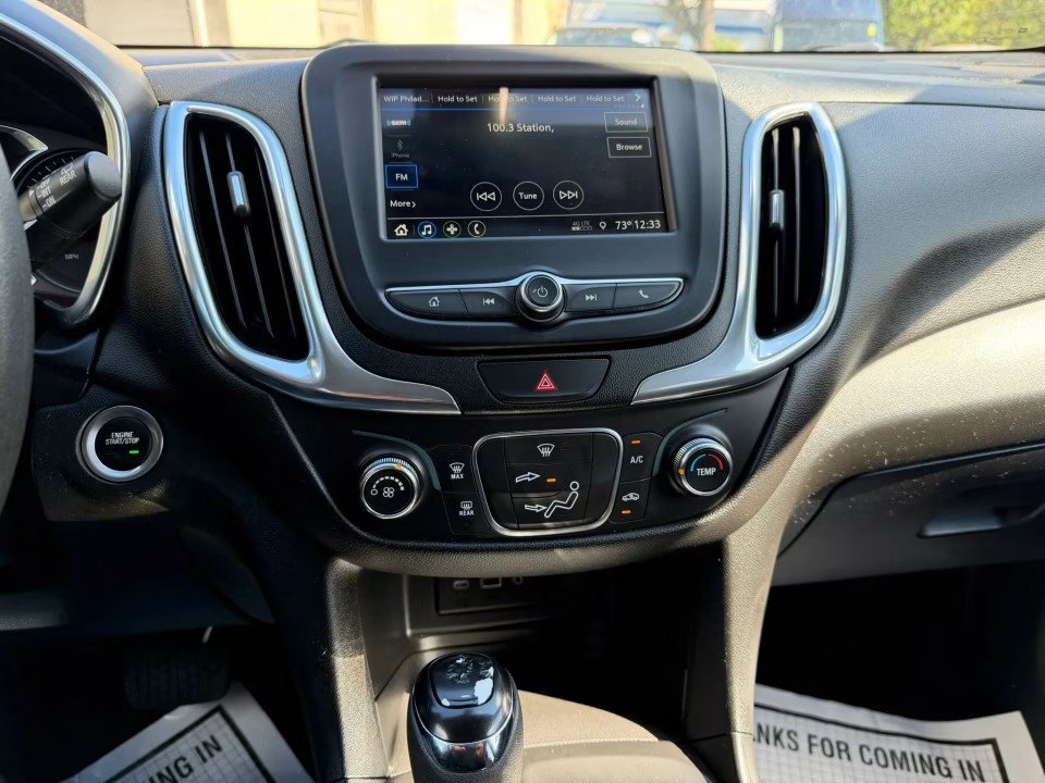 Used 2019 Chevrolet Equinox LT FWD image 23