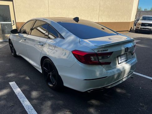 Used 2018 Honda Accord Sport image 3