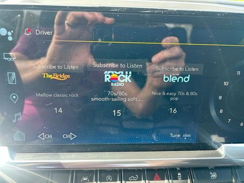 Used 2023 Chevrolet Silverado 1500 LT image 20