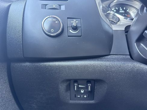 Used 2013 Chevrolet Silverado 2500 LT AWD/4WD image 21