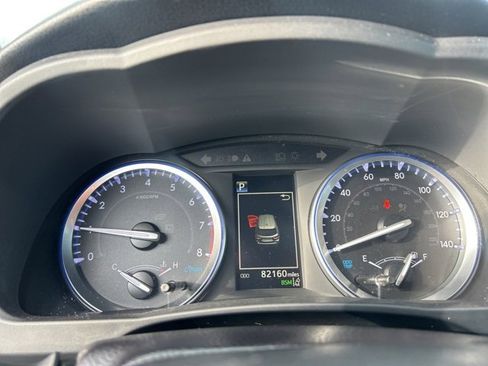 Used 2019 Toyota Highlander XLE image 24