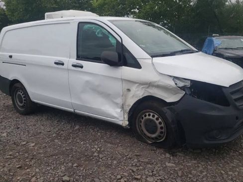 Used 2022 Mercedes-Benz Metris image 48