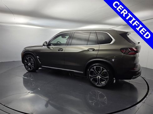 Certified 2026 BMW X5 xDrive50e image 7