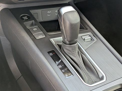 New 2026 Nissan Kicks SV image 16