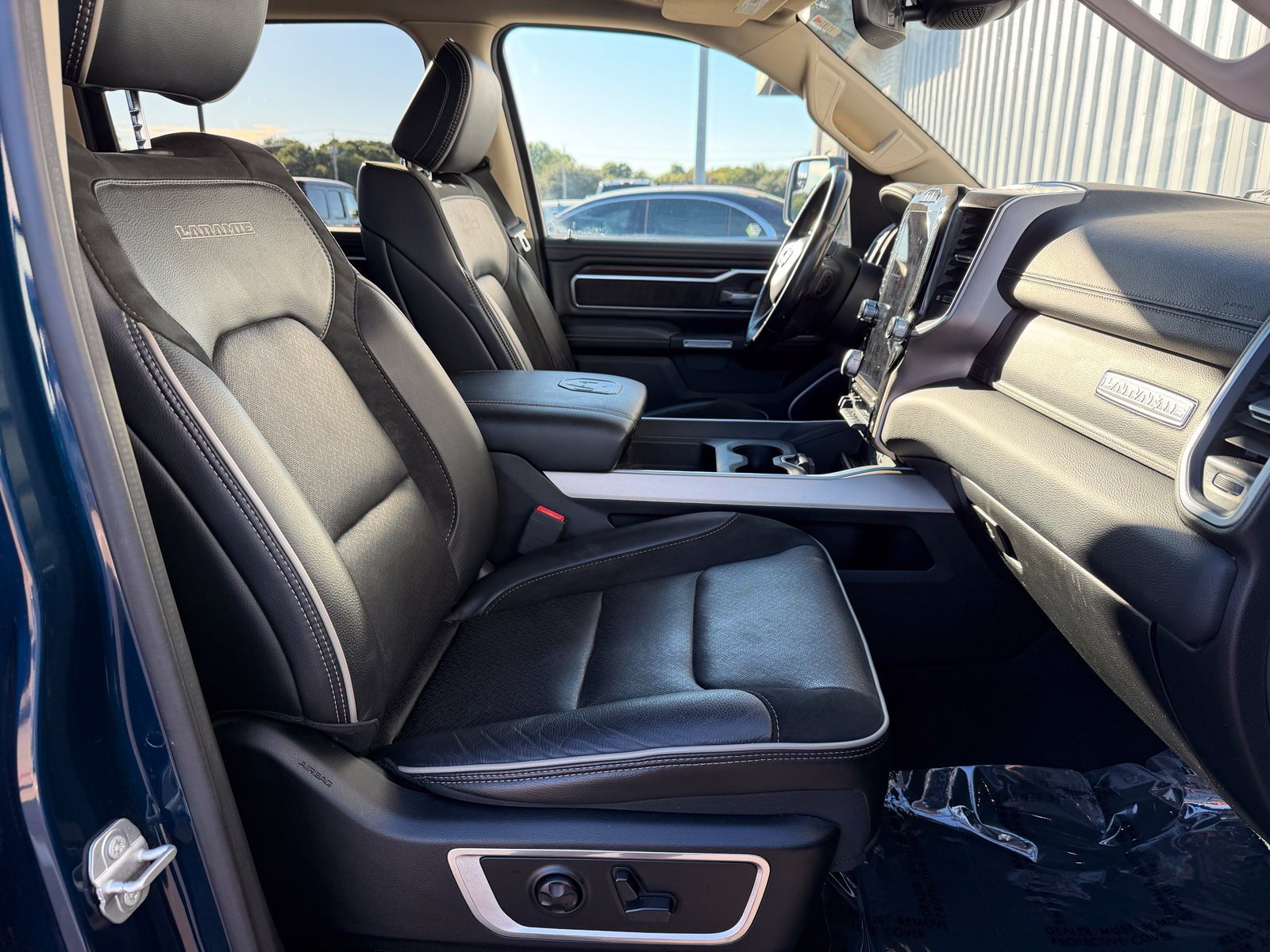 Used 2021 RAM 1500 Laramie w/ Laramie Southwest Edition RWD image 37