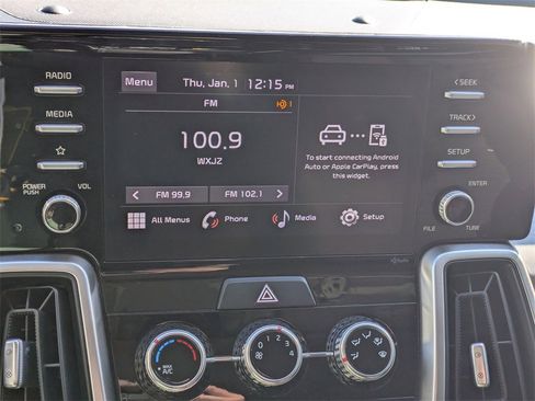 Used 2022 Kia Sorento LX image 19