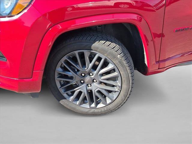 Used 2022 Jeep Compass Limited AWD/4WD image 10