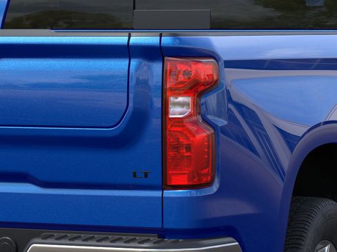 New 2025 Chevrolet Silverado 1500 LT w/ Safety Package RWD image 46