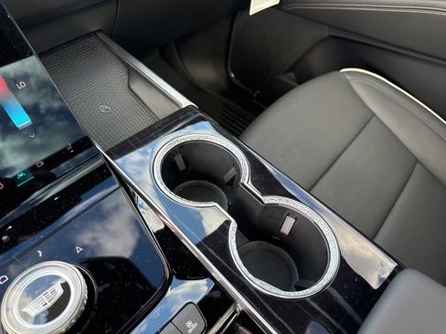 Used 2026 Cadillac Escalade Sport w/ Touring Package image 41