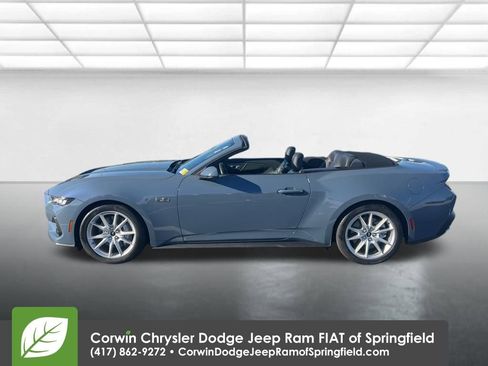 Used 2024 Ford Mustang GT Premium image 4