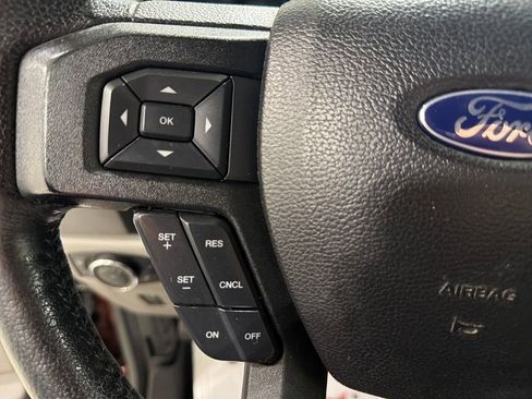 Used 2016 Ford F150 XLT w/ Equipment Group 302A Luxury AWD/4WD image 39