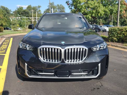 Used 2026 BMW X5 xDrive40i w/ Climate Comfort Package image 2