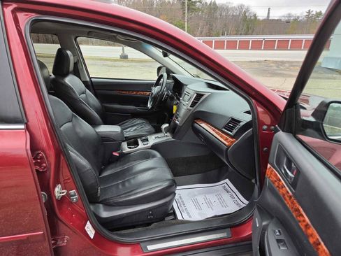 Used 2012 Subaru Outback 2.5i Limited image 11