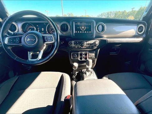 Used 2021 Jeep Wrangler Unlimited Sahara w/ Safety Group image 14