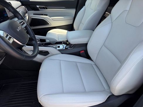 New 2025 Kia Telluride S AWD/4WD image 10