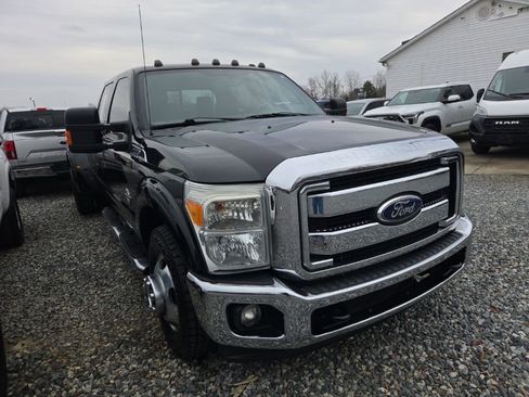 Used 2011 Ford F350 Lariat w/ Lariat Ultimate Pkg image 2