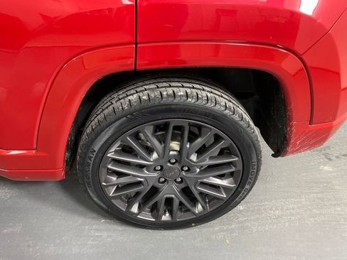 Used 2022 Jeep Compass Limited w/ (RED) Package image 31