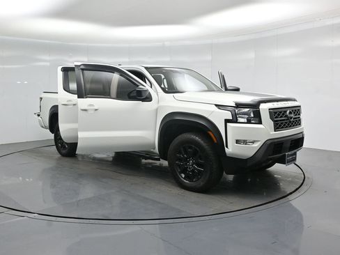 Used 2022 Nissan Frontier SV w/ Technology Package image 33