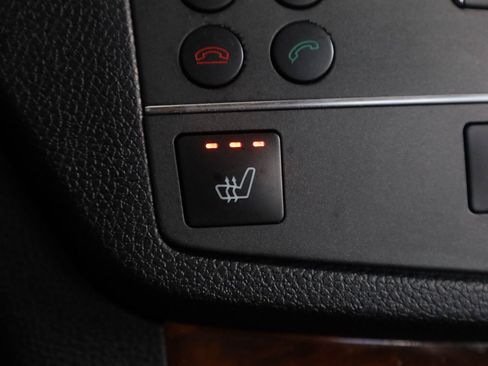 Used 2011 Mercedes-Benz C 300 4MATIC Sedan image 32
