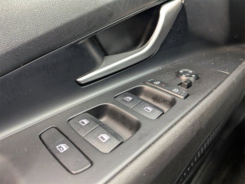 Used 2025 Hyundai Elantra Limited image 20