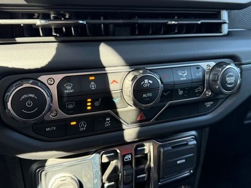 New 2025 Jeep Wrangler Unlimited Rubicon w/ Steel Bumper Group image 20