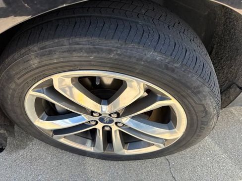 Used 2018 Ford Edge Sport w/ Equipment Group 401A AWD/4WD image 2