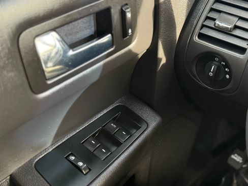 Used 2018 Ford Flex SE image 13