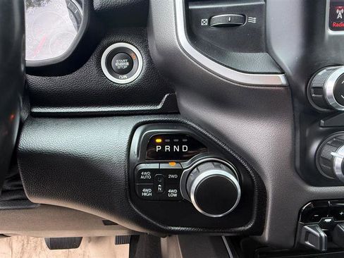 Used 2019 RAM 1500 Big Horn image 40