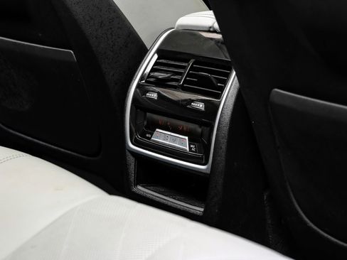 Used 2023 BMW X5 xDrive40i w/ M Sport Package image 41