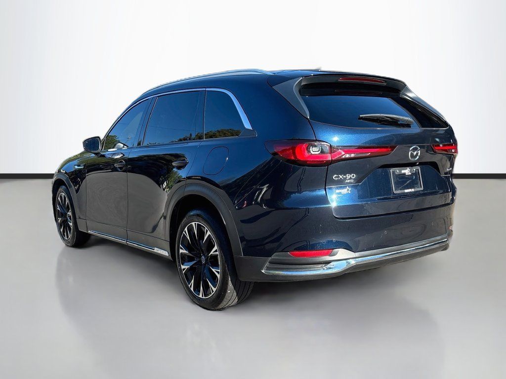 Used 2024 MAZDA CX-90 Plug-In Hybrid w/ Premium Pkg AWD/4WD image 5