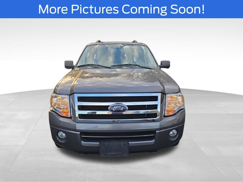 Used 2014 Ford Expedition XLT AWD/4WD image 2