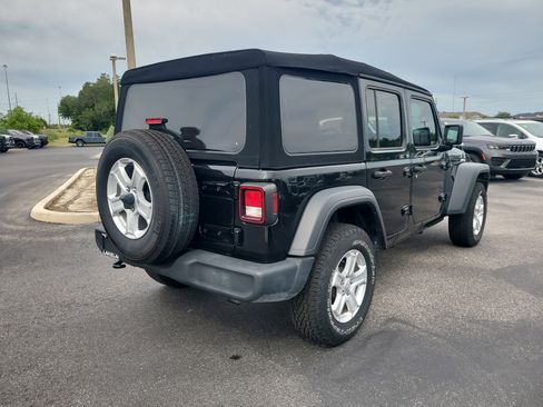 Used 2022 Jeep Wrangler Unlimited Sport AWD/4WD image 4