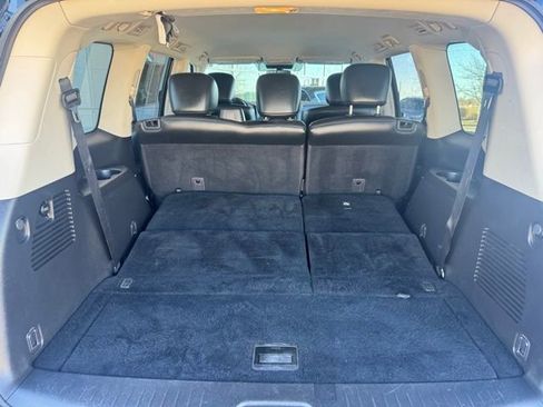 Used 2022 Nissan Armada SV image 29