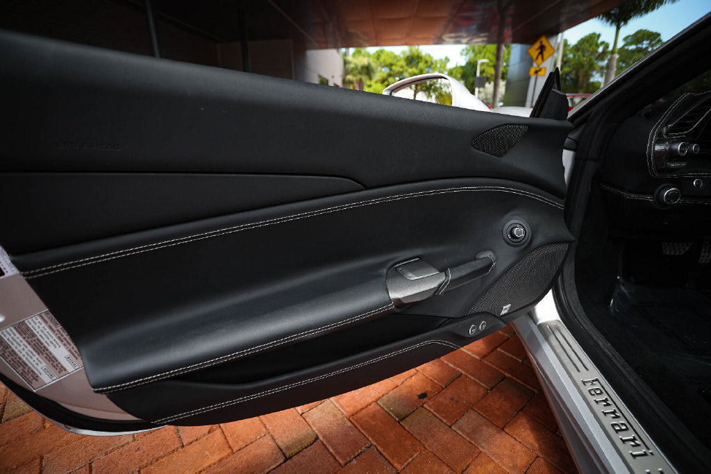 Used 2018 Ferrari 488 Spider RWD image 39