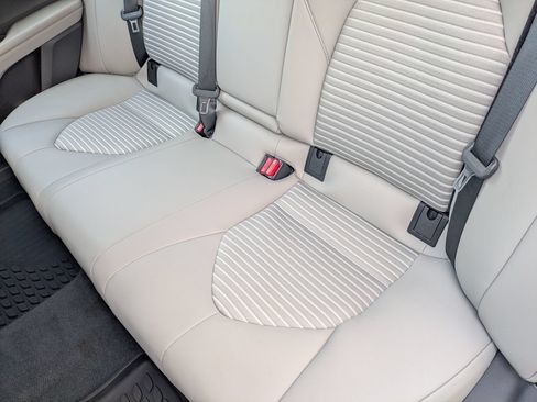Used 2024 Toyota Camry SE FWD image 24
