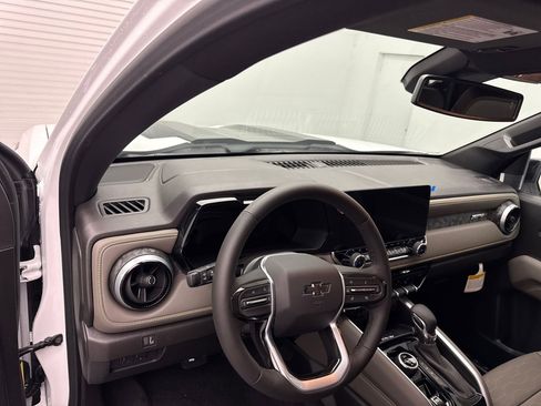 New 2026 Chevrolet Colorado ZR2 image 4